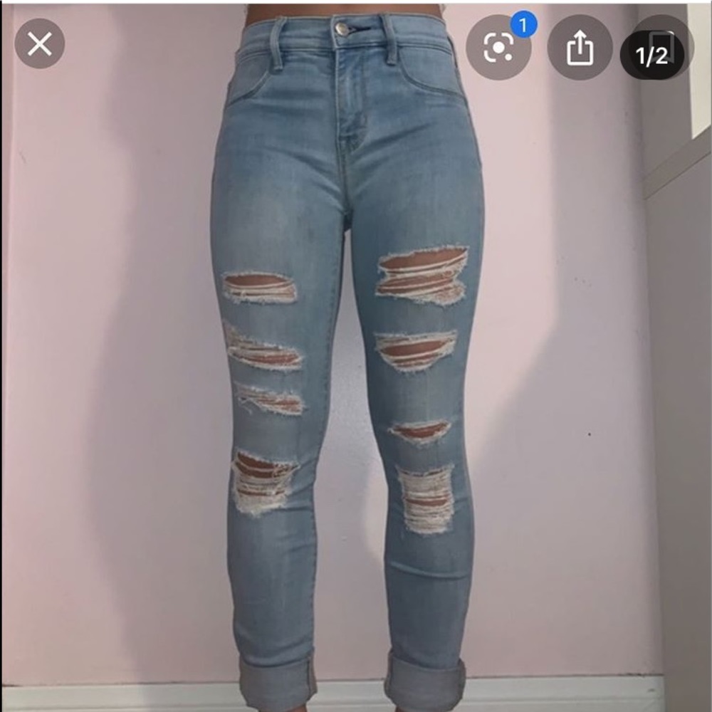 pacsun lightwash ripped jeans